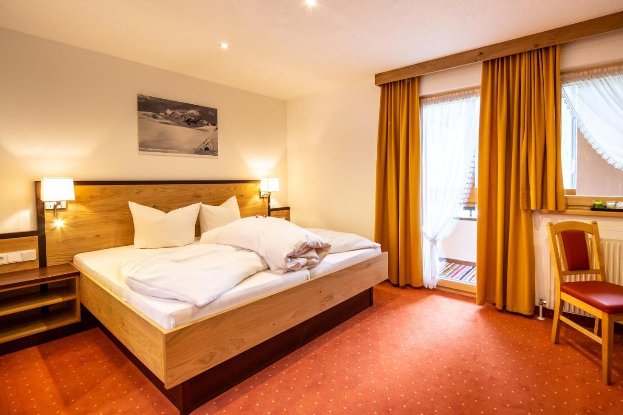 Hotel Garni Tyola 이스크글 외부 사진